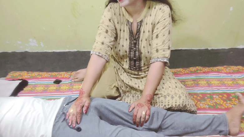 Pakistani CoupleX: Desi Pakistańska Bhabhi Dostaje Wielki Kutas w Ciasnej cipce