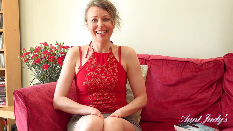 Aunt Judy's: Tante seksi alexia (joi)