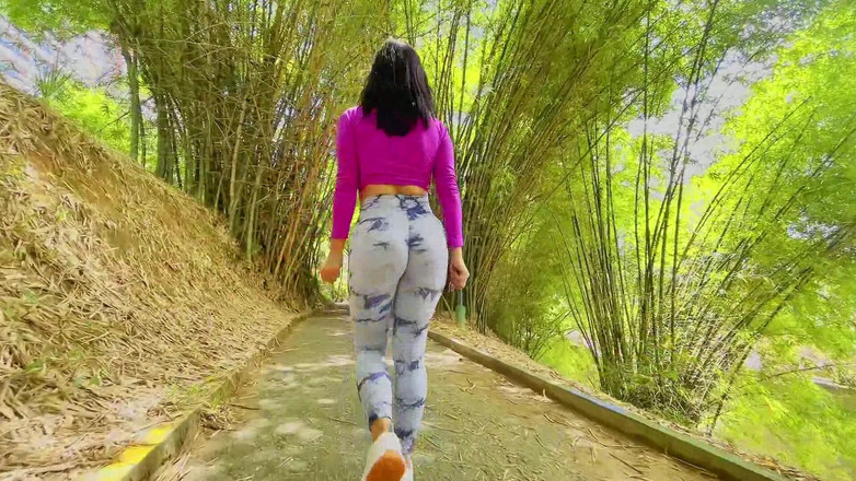 Jenifer Play: 23-летняя колумбийская модель занимается жестким анальным сексом с личным тренером - Jenifer Play