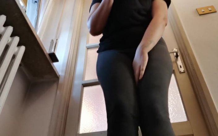 Nicoletta Embassi: Great Pee Outside the Bathroom of a Shop as Soon...