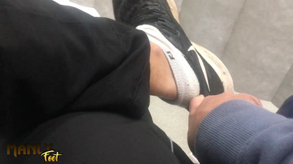 Manlyfoot: Bless meine baumwollsocken - besuch im krankenhaus - trockene winterfüße brauchten etwas...