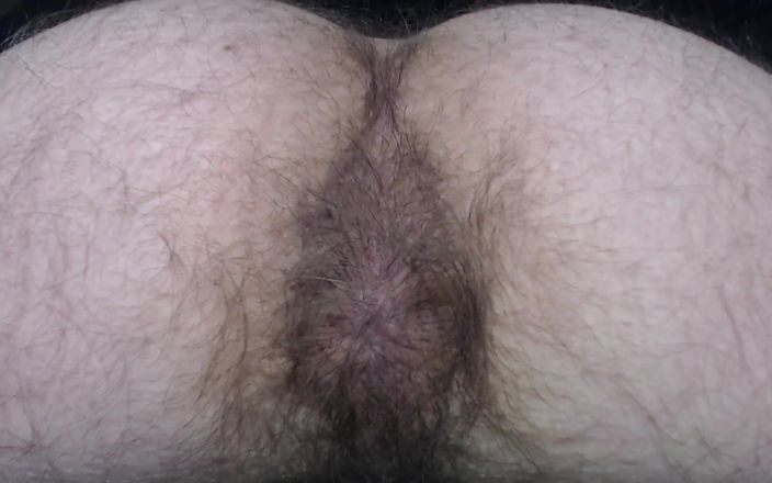 Hunky time: Hairy Ass View &amp; Fart