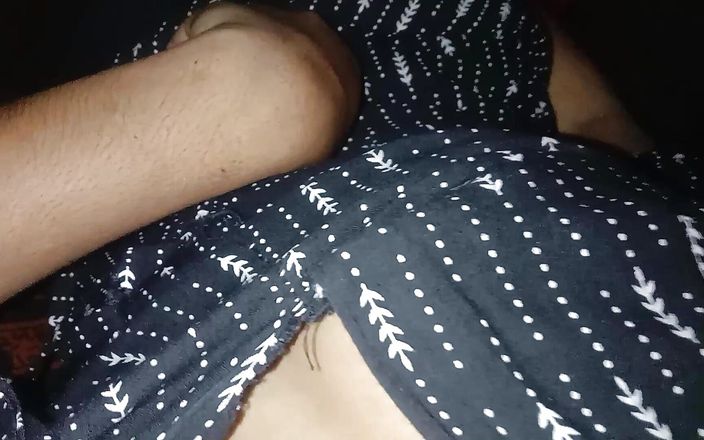 Puja Rani: 인도 핫한 바비 애널 섹스. 누리다