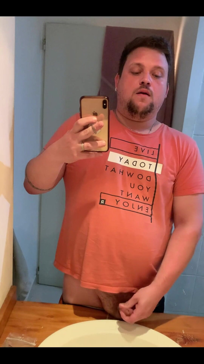 Wrongskiy: Quick Cum Shot Before Starting My Day