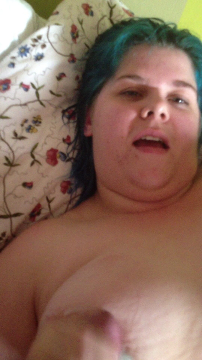 barefootongrass: Boquete de cabelo azul