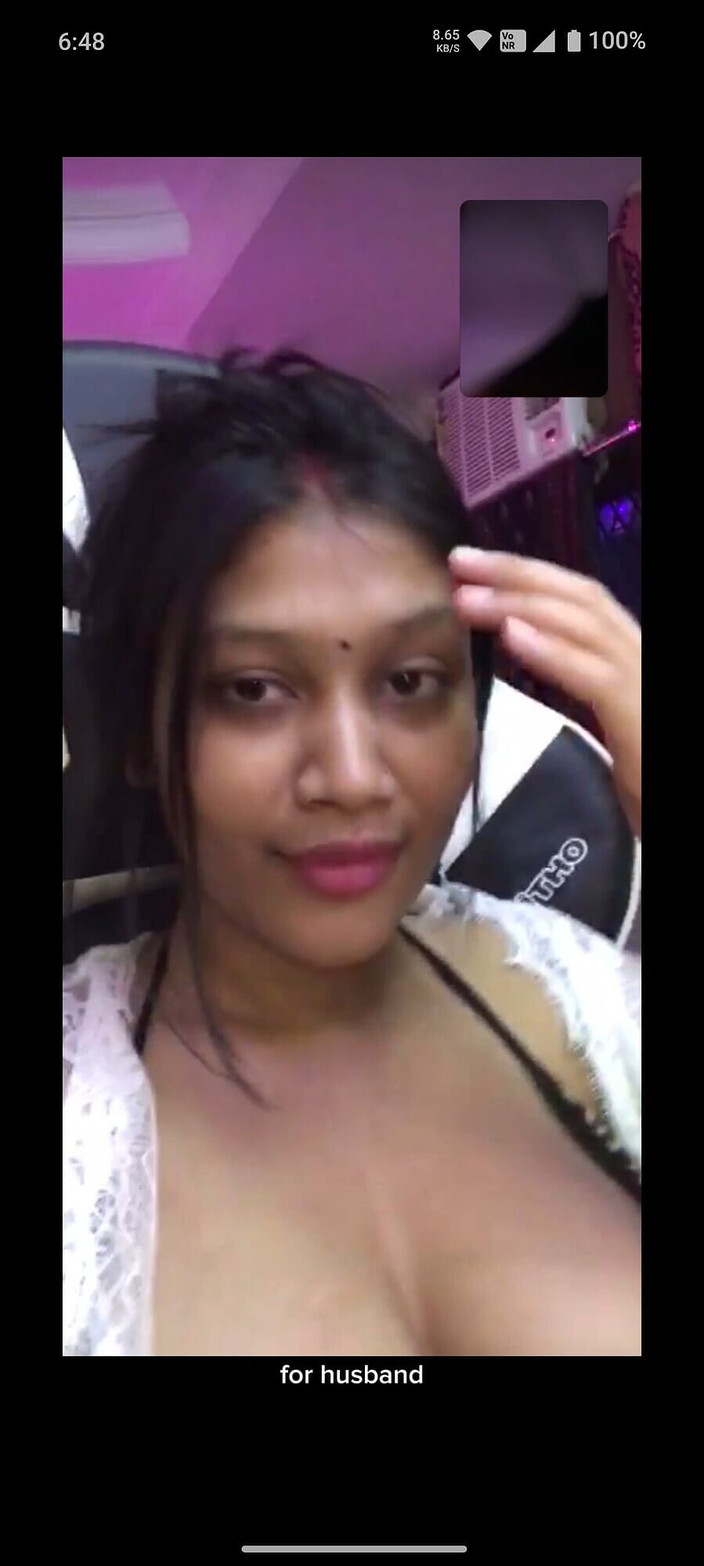 Wildpixel: Indický manžel vs ostatní přátelé