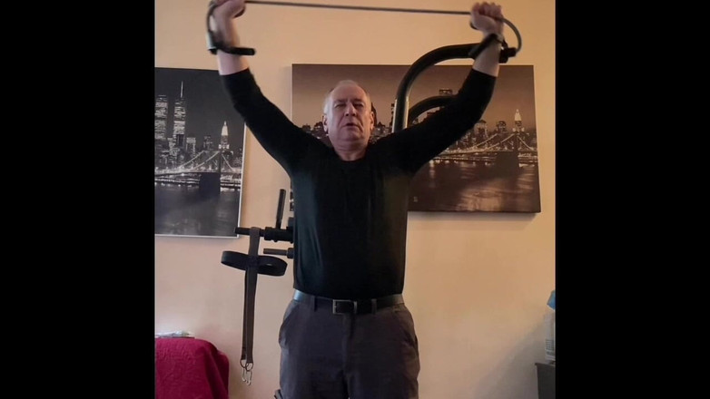 Alex Igogo: Allenamento del vecchio, fumo e masturbazione