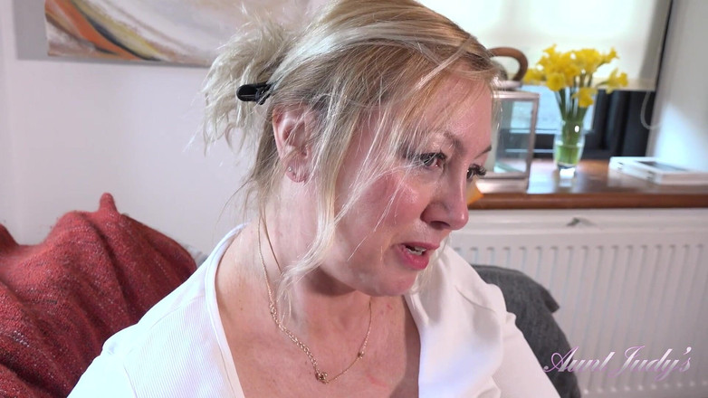 Aunt Judy's: Auntjudys - Vaše 53letá zralá bbw majitelka Katherina saje tvého ptáka (pov)