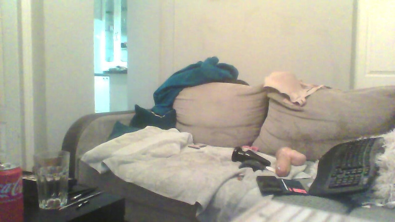 SarasinnerX: Транс-жінка відчайдушно і підключена