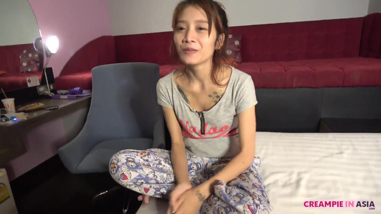 Creampie In Asia: Tight pussy was too small