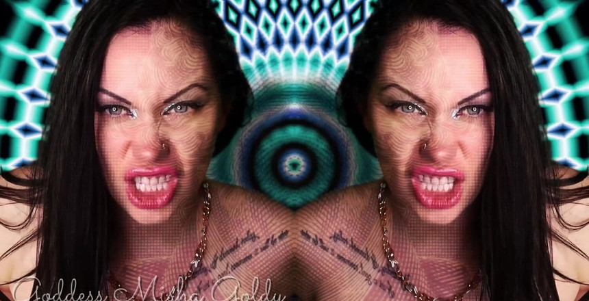 Goddess Misha Goldy: 我可以帮助你永远退出调教。或者我最后一次可以让你撸一次！然后你会离开。