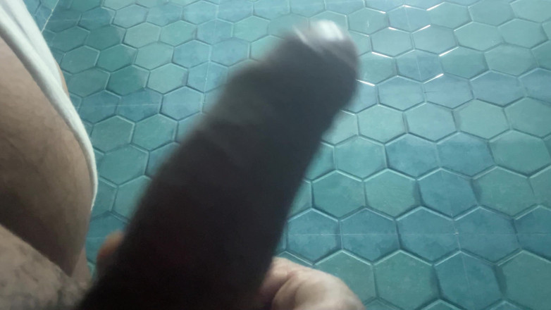 Rabba: Dai un'occhiata al mio cazzo e ho iniziato a masturbarmi