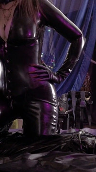 Eva Latex thống trị cao su nô lệ femdom găng tay handjob gót chân catsuit nô lệ pvc nóng bỏng máy bay bà già mông to