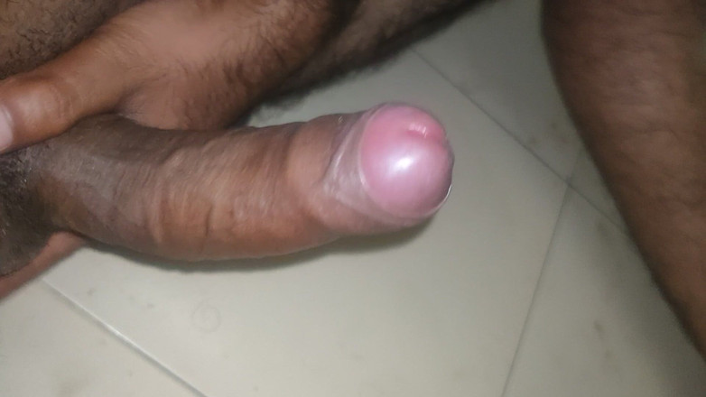 Soniya Rani: Thủ dâm với dương vật xinh đẹp