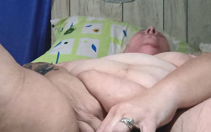 HerculesnVENUS: Stor svart inuti hennes feta katt