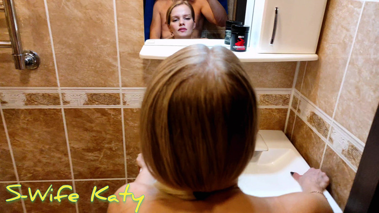 S-Wife Katy: Il ragazzo voleva un pompino, e io volevo scopare nel...