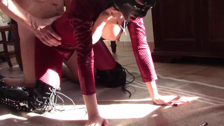 LauraOnHeels: MILF Latex Catsuit Ruw Neuken Compilatie