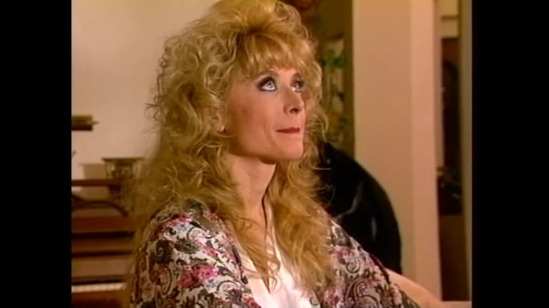 Vintage Usa: She Is the Very Hot MILF with a Nice Boobs