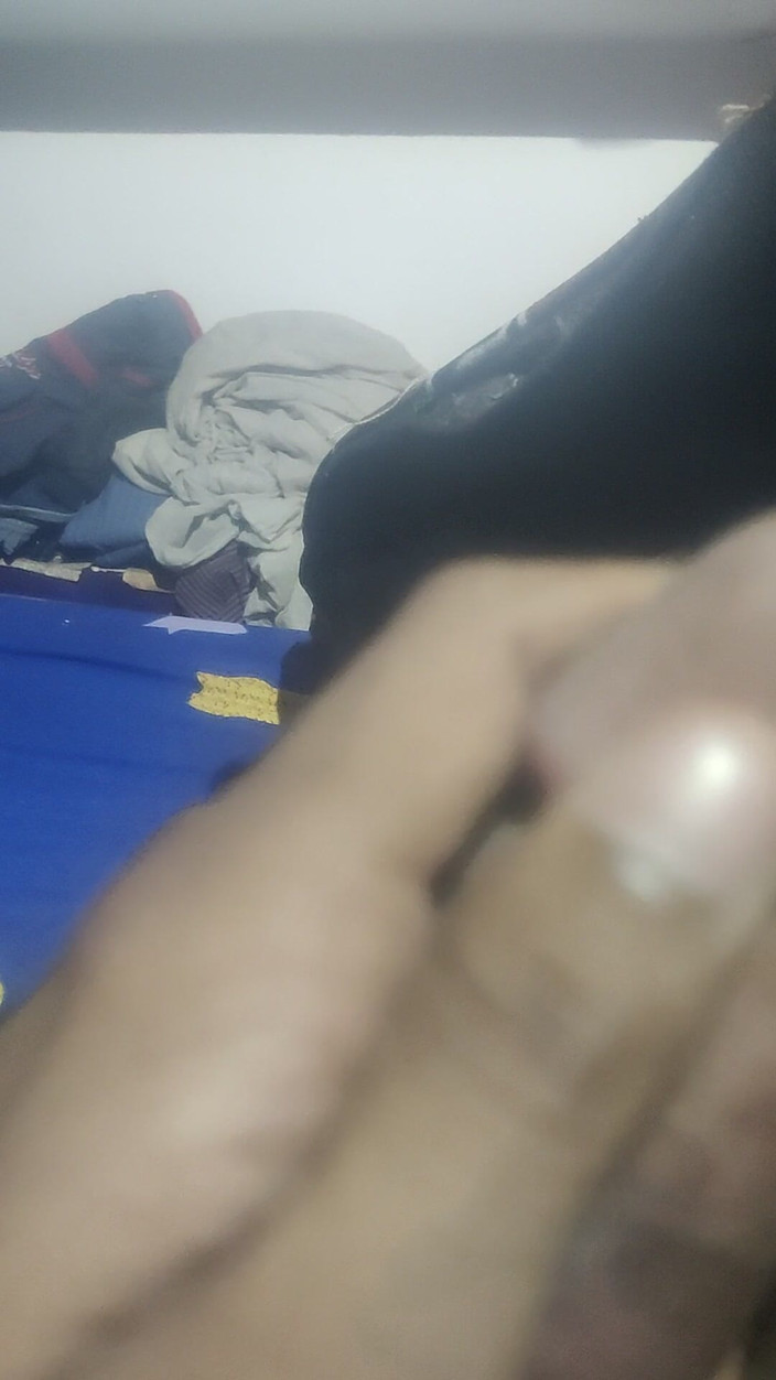 Gigolo Tv: Bhabhi chce zjeść mojego penisa