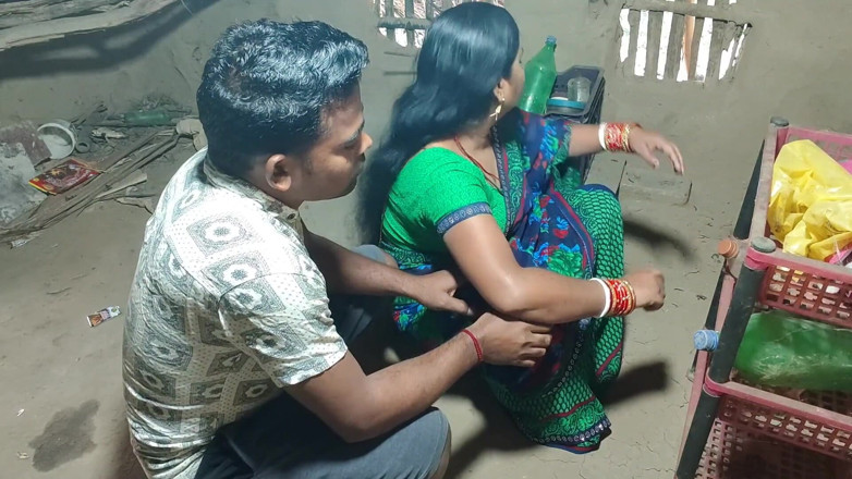 Raju Raju: Enjoyed Fucking the Neighbor Woman Naked Village Style Hot Fuck