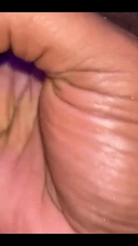 Ik sloeg haar poesje, liet haar 12 keer spuiten - vibrator versus grote zwarte lul