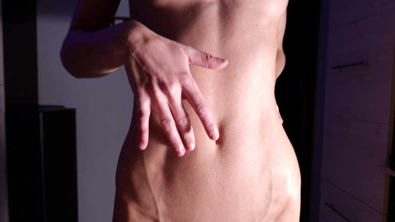 Tiny Teena: 하드한 소녀 근육과 체지방 검사