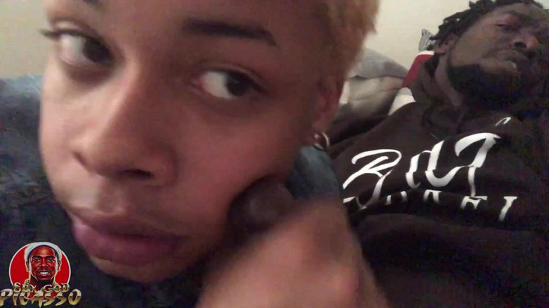 The last real top: Sexgodpicasso被手机口交