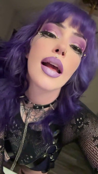 Pretty Face & a Fat Ass