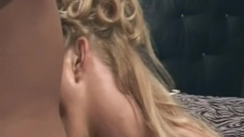 Bangora clips: Mature Blondes Drenched in Wild Group Orgy Action