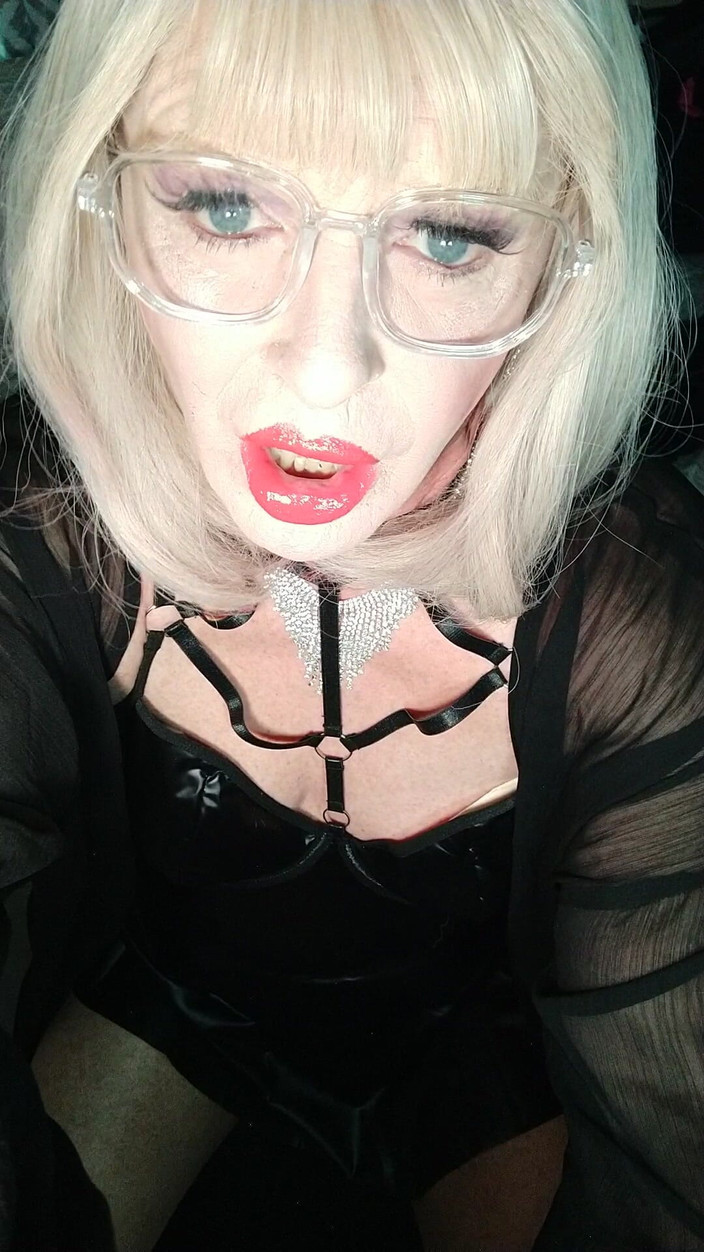Emma Browne: Miss Emma Browne