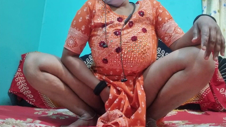 NilaRani693: Momenti di morbida solitaria