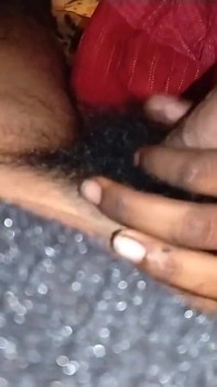 Sexy tetička Villge má tvrdý sex se svým nevlastním synem