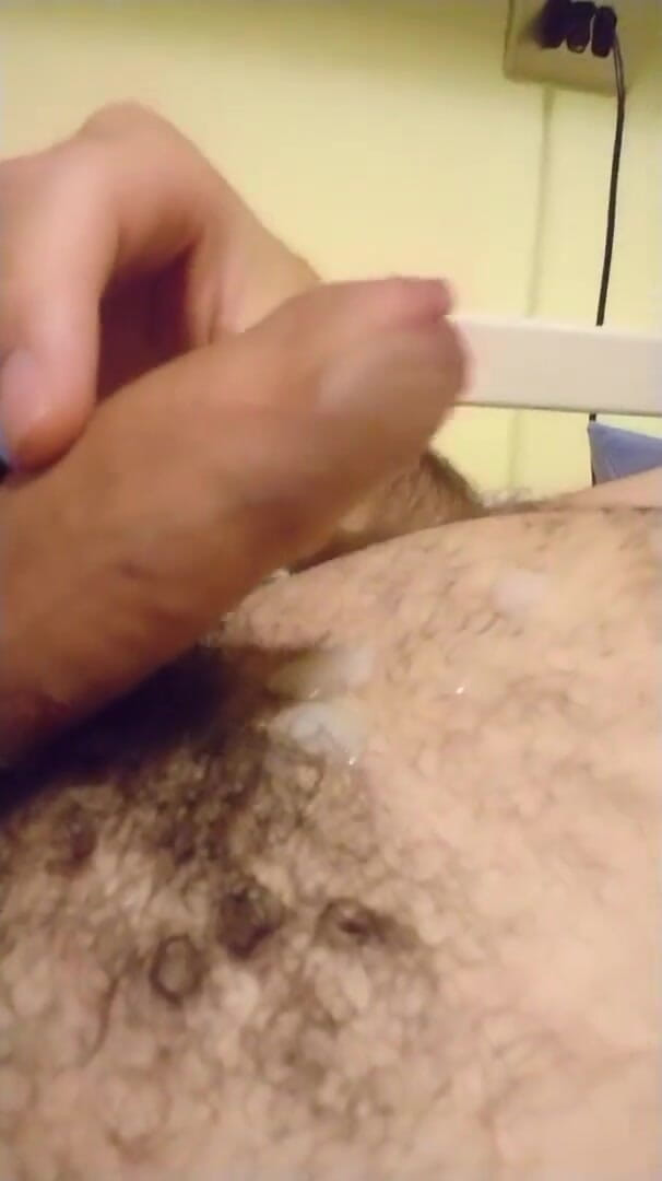 Curiossone2: Look how i cum 1