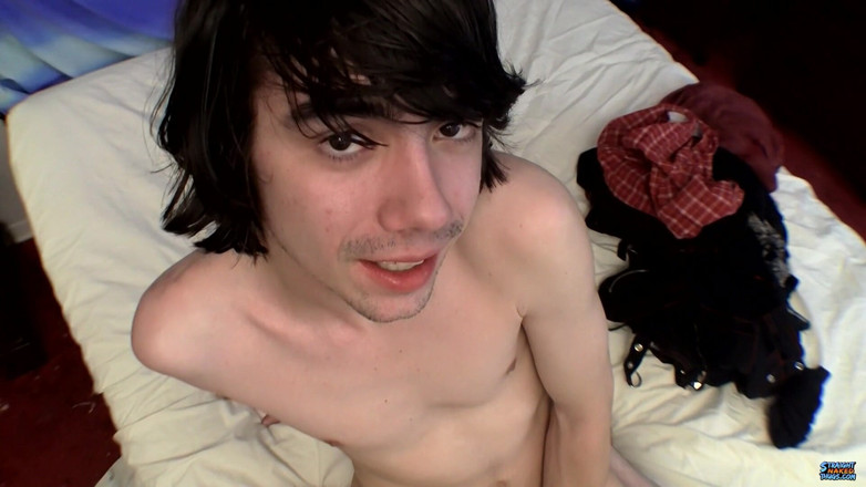 Straight naked thugs: Self Facial for Straight Twink Jonas
