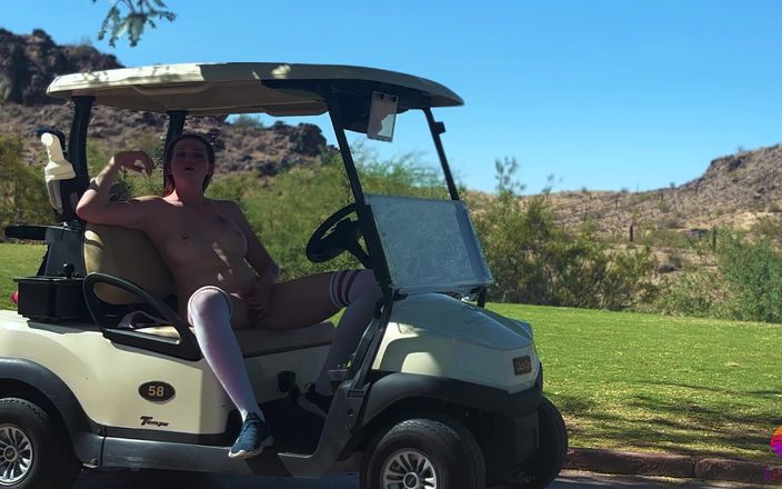 Kapri Sun: Ts Kapri komt klaar tijdens het golfen