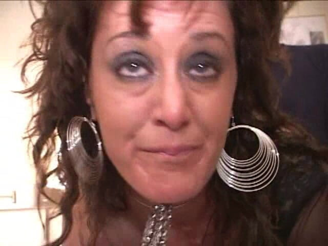 REAL Black Bred Wives: Devoirs de cocu n° 1 - nettoyer les trous dé désordres remplis...