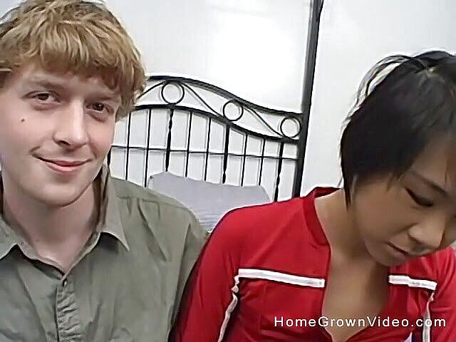 Homegrown Asian: Tammy dan Roger bergilir-gilir