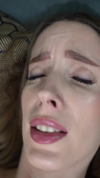 She's so Horny and Really Wants to Come