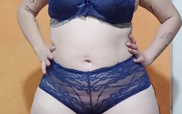 Perla Sofia: Trying on Sexy Lingerie with a Horrible Thick Ass (no Audio)