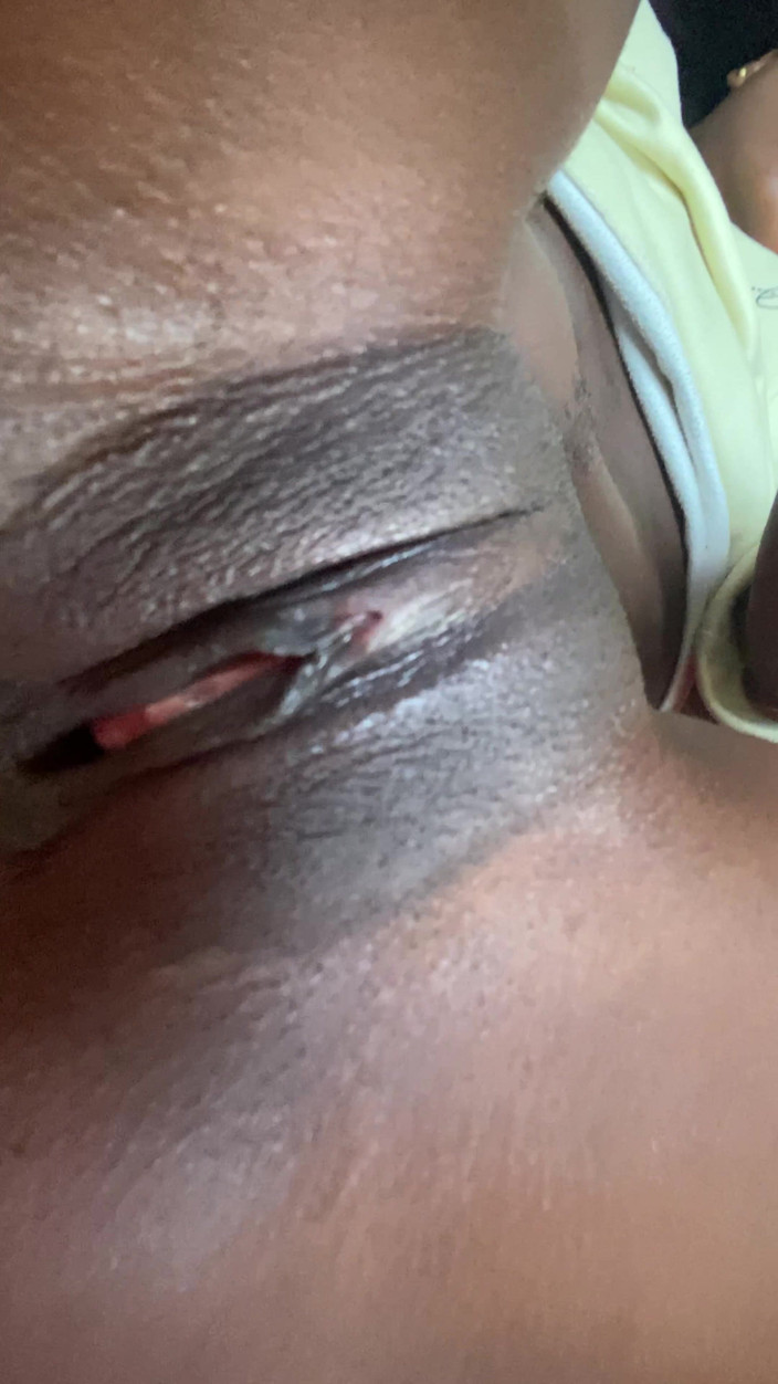 Slipperyblackgirl: Komm mit dieser schlampen-muschi