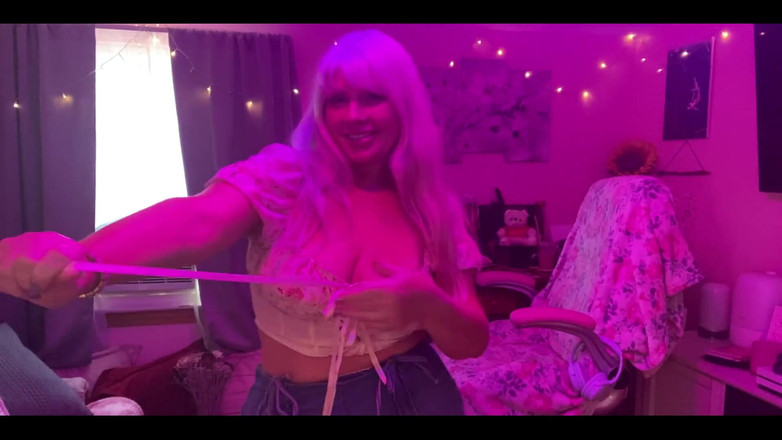 PaintedRose: 796897514279149568.mp4