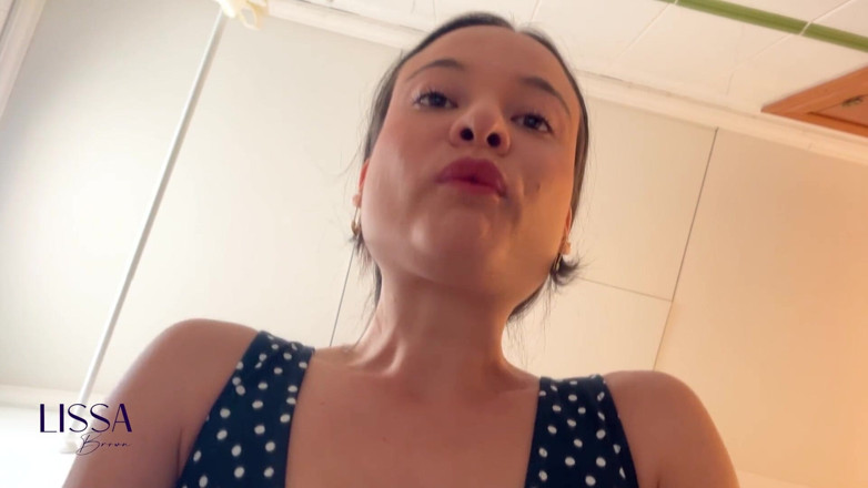 Lissa Brown: Sudut pandangan pertama awak adalah tandas manusia