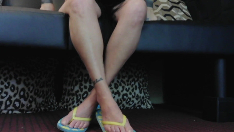 Abby Anna: Flip flop, gifles, jeu de chaussures pendantes