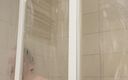 Amirah Adara: Who wanna join me in the shower?