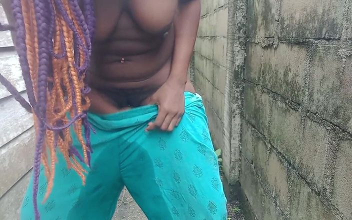 Super sexy ebony cuties: Rubbing Fingering My Pussy Squirting All Over My Trousers