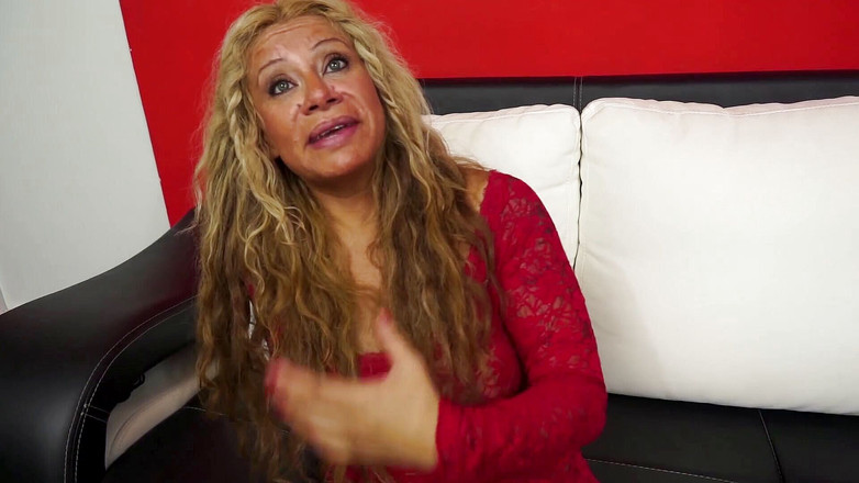 Mature Climax - 100% Mature Videos: Reife göttin reitet beim casting den schwanz eines typen