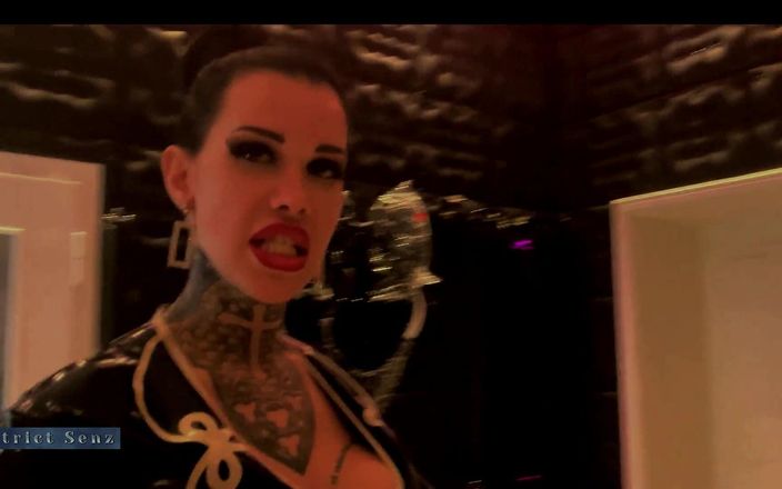 Strict Senz: Miss Alessa milano frustate allungate in piedi bianco nero suite 13min