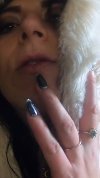 穿着白色毛皮外套和 ugg 靴子时面对操逼 208