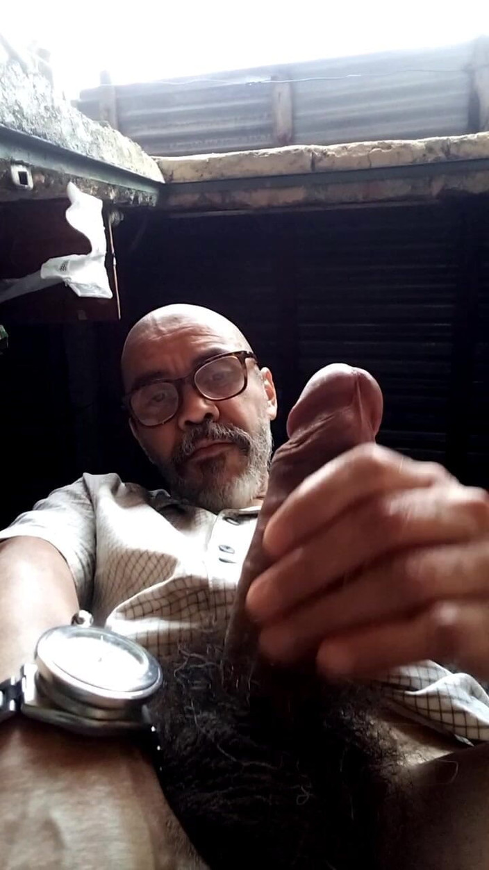 WeatheredLock3: Táta Manuel si hraje