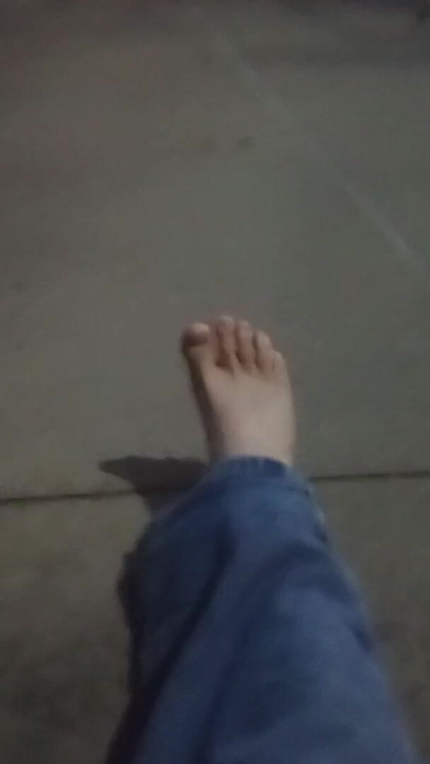 JG Risk: Right foot outdoor